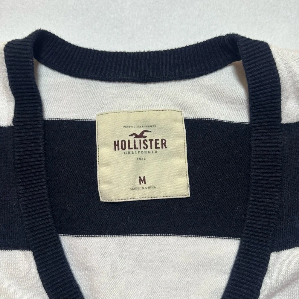 Y2K Hollister Navy White Stripe Cardigan V-Neck Women’s Medium Vintage - Picture 2 of 7